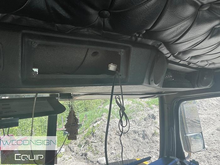 Used 2019 Western Star 5700XE DC Day Cab Truck Tractor