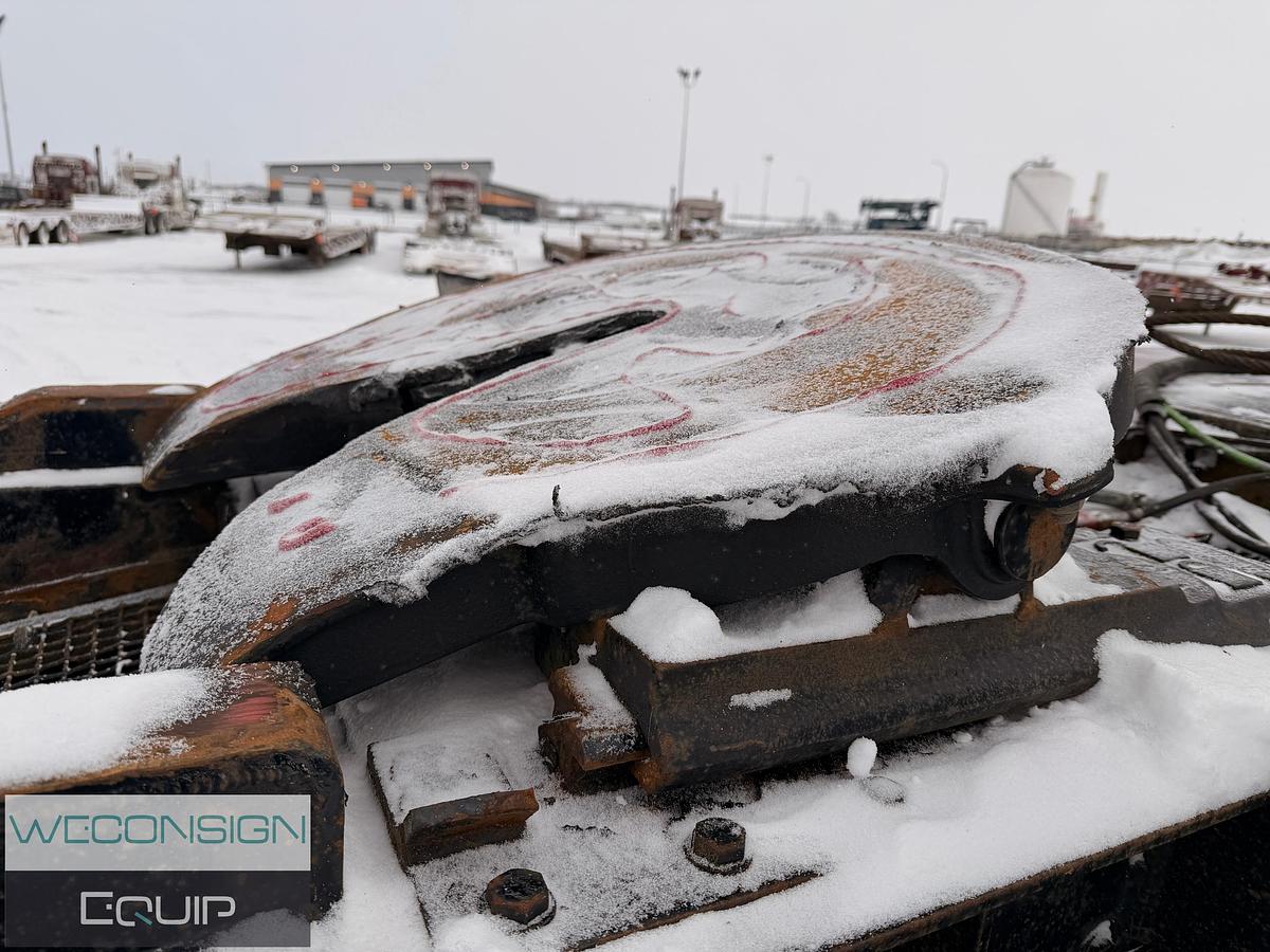 Used 2016 Peterbilt 367 Tri Drive Winch Truck