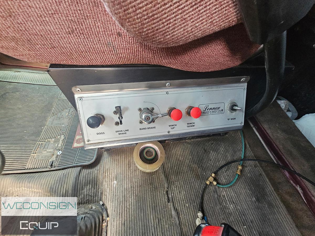 Used 2005 Kenworth C500 Winch Truck