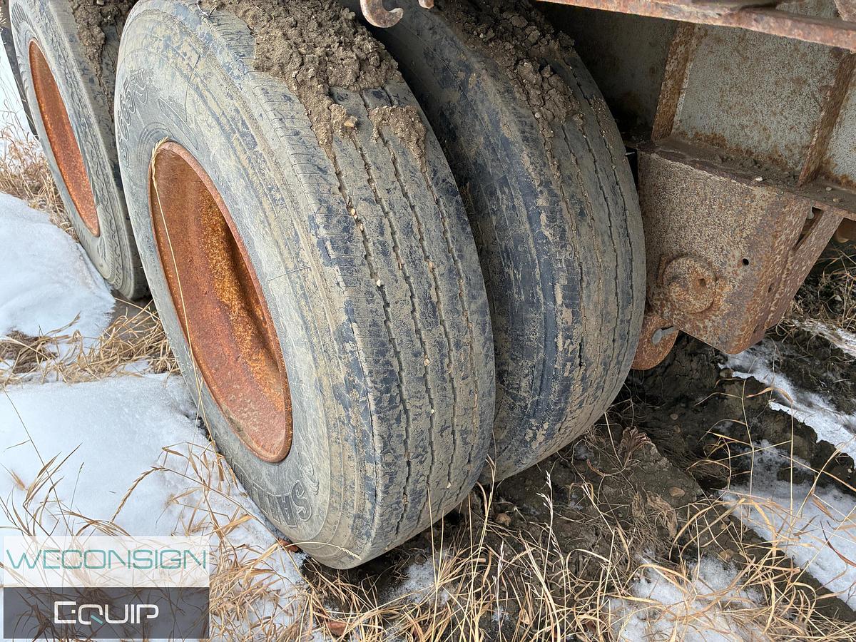 Used 2004 Doepker Super B Flat Deck 32x28