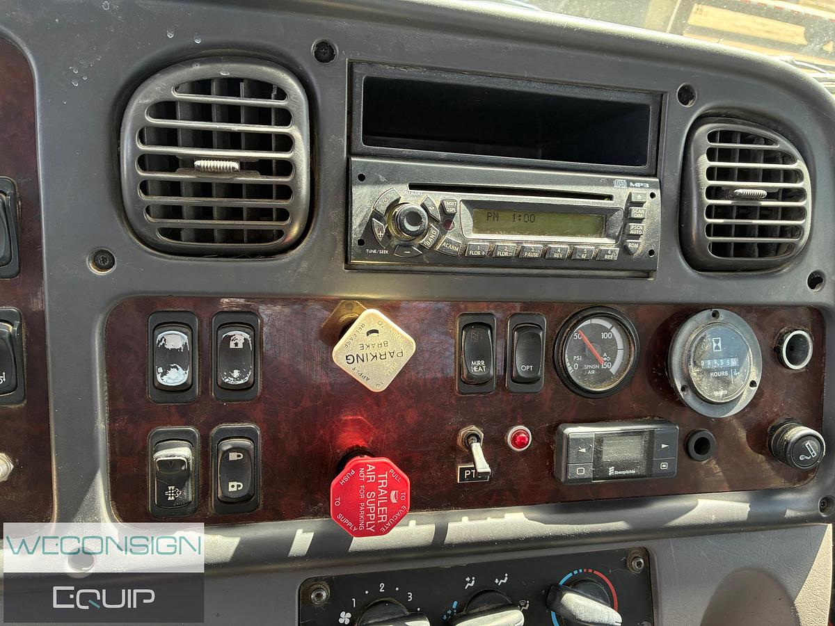 Used 2008 Freightliner M2 Picker Truck