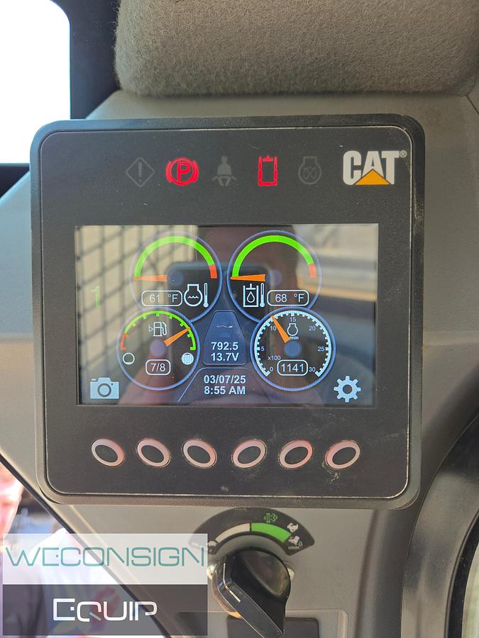 Used 2023 CAT 289D3 Compact Track Loader/ Skid-Steer