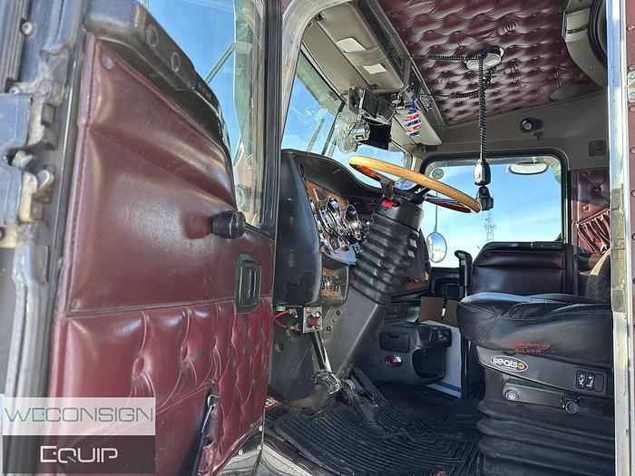 Used 2004 Kenworth T800 36Ton Knuckle Picker