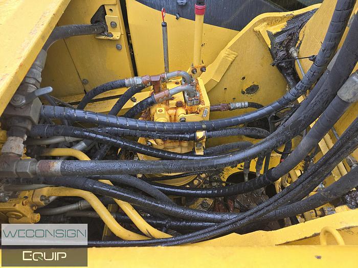 Used 2005 Komatsu PC220LC-7 Hydraulic Excavator
