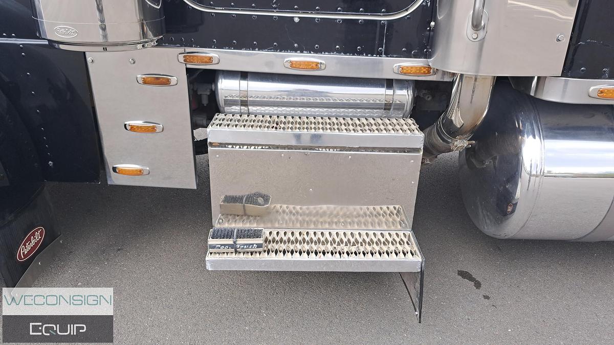 Used 1995 Peterbilt 379