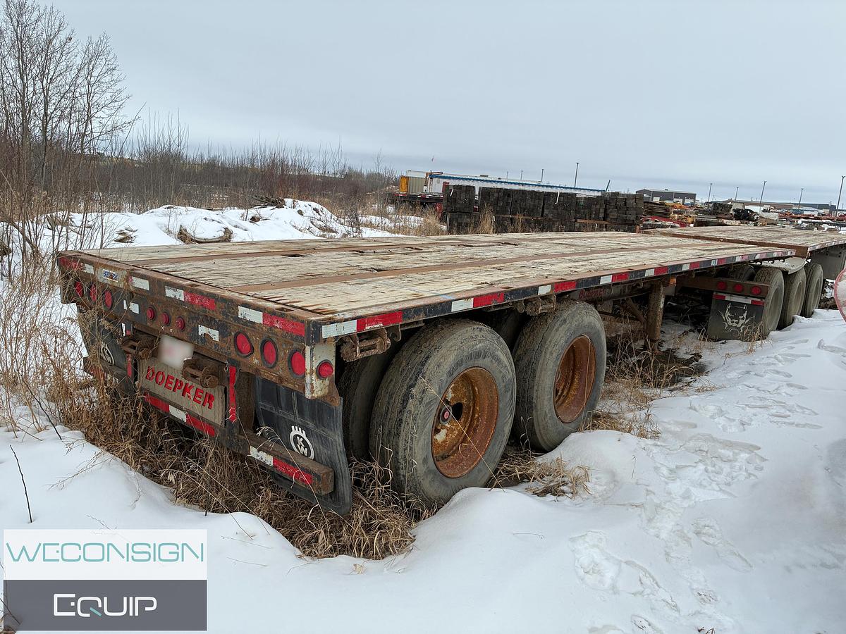 Used 2004 Doepker Super B Flat Deck 32x28