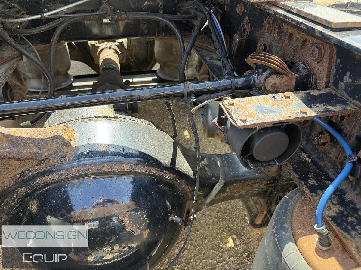 Used 2020 Western Star 5700XE HWY Truck Tractor With Wet-Kit