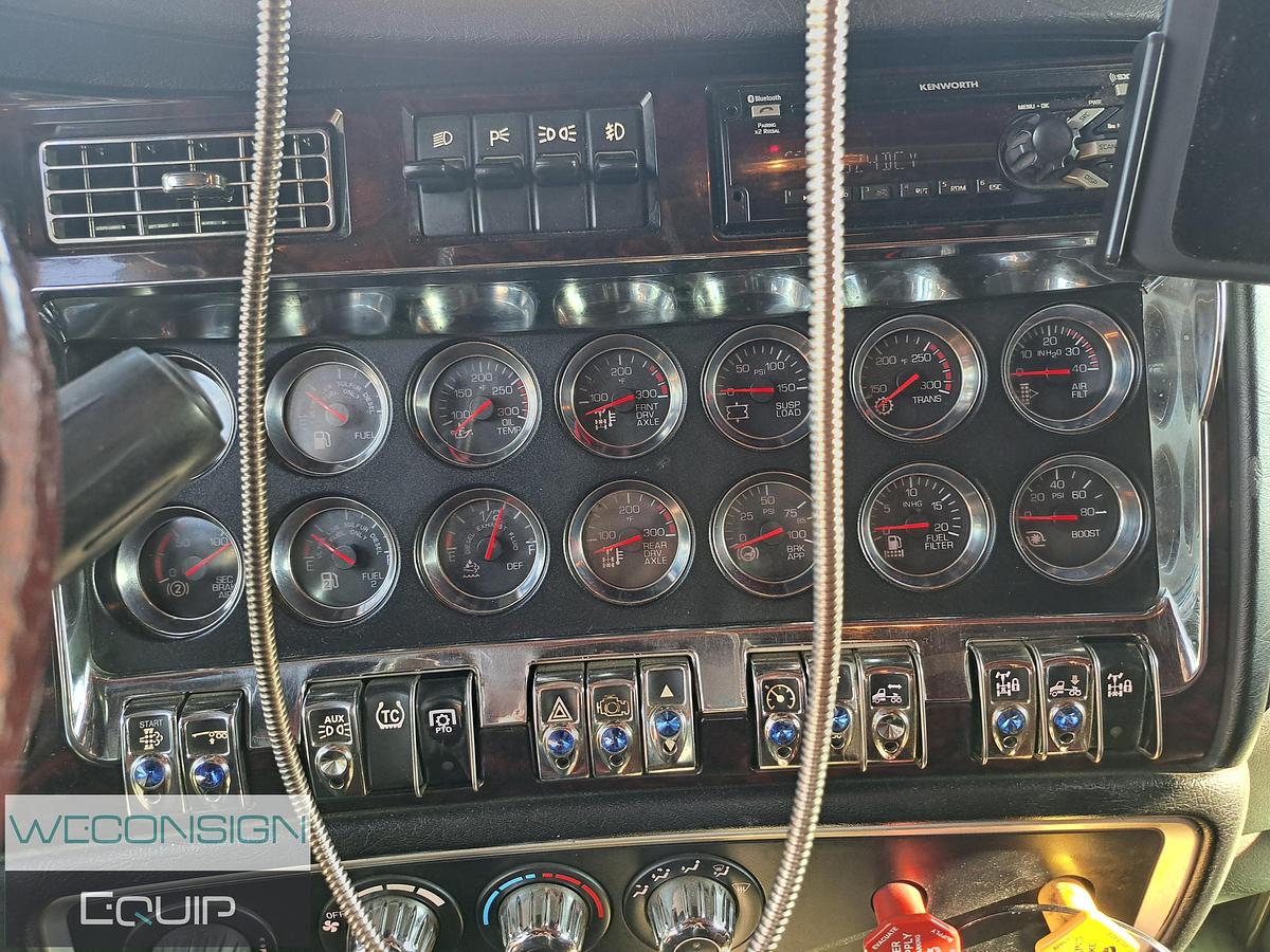 Used 2021 Kenworth W900B