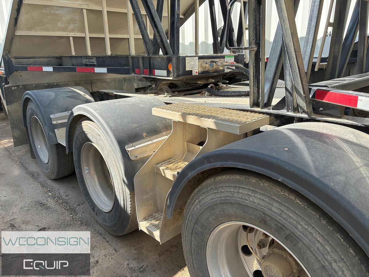 Used 2024 Lode King Super B Grain Trailer