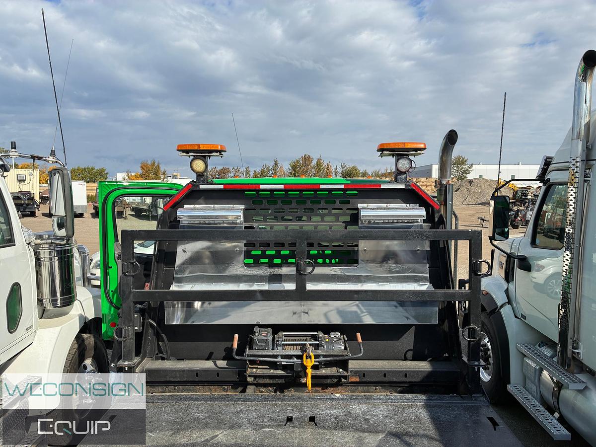 Used 2019 Freightliner M2106