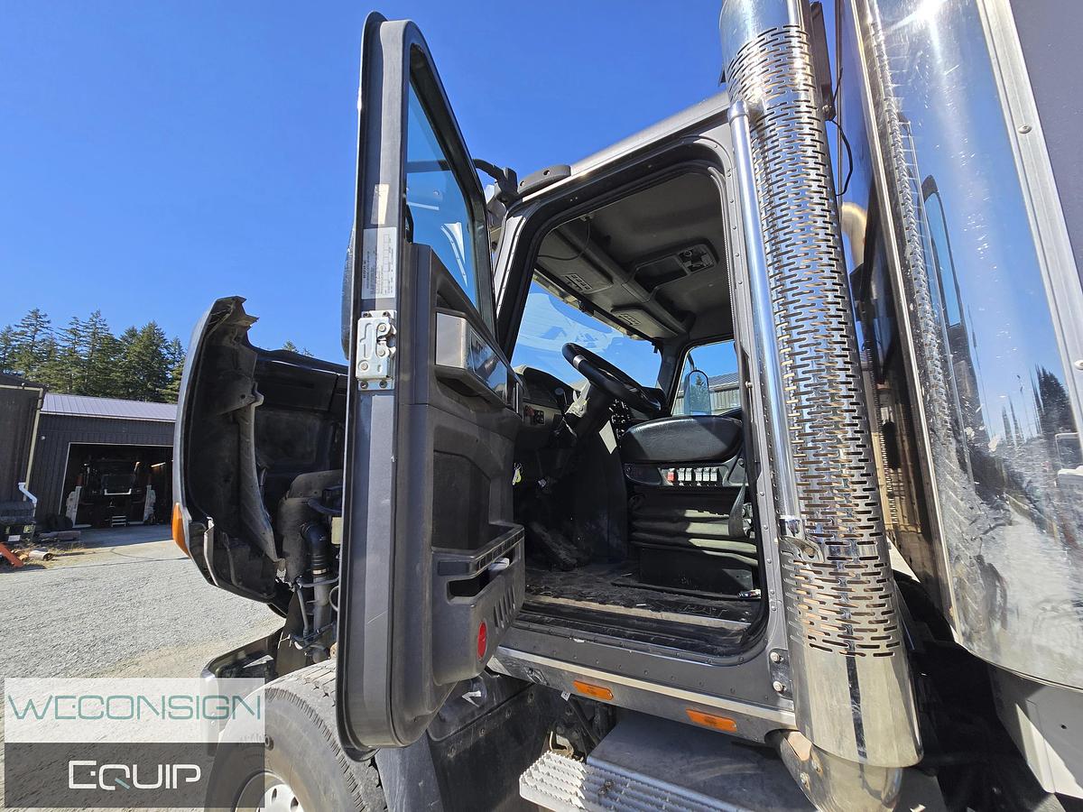 Used 2015 CAT Hydro Excavator