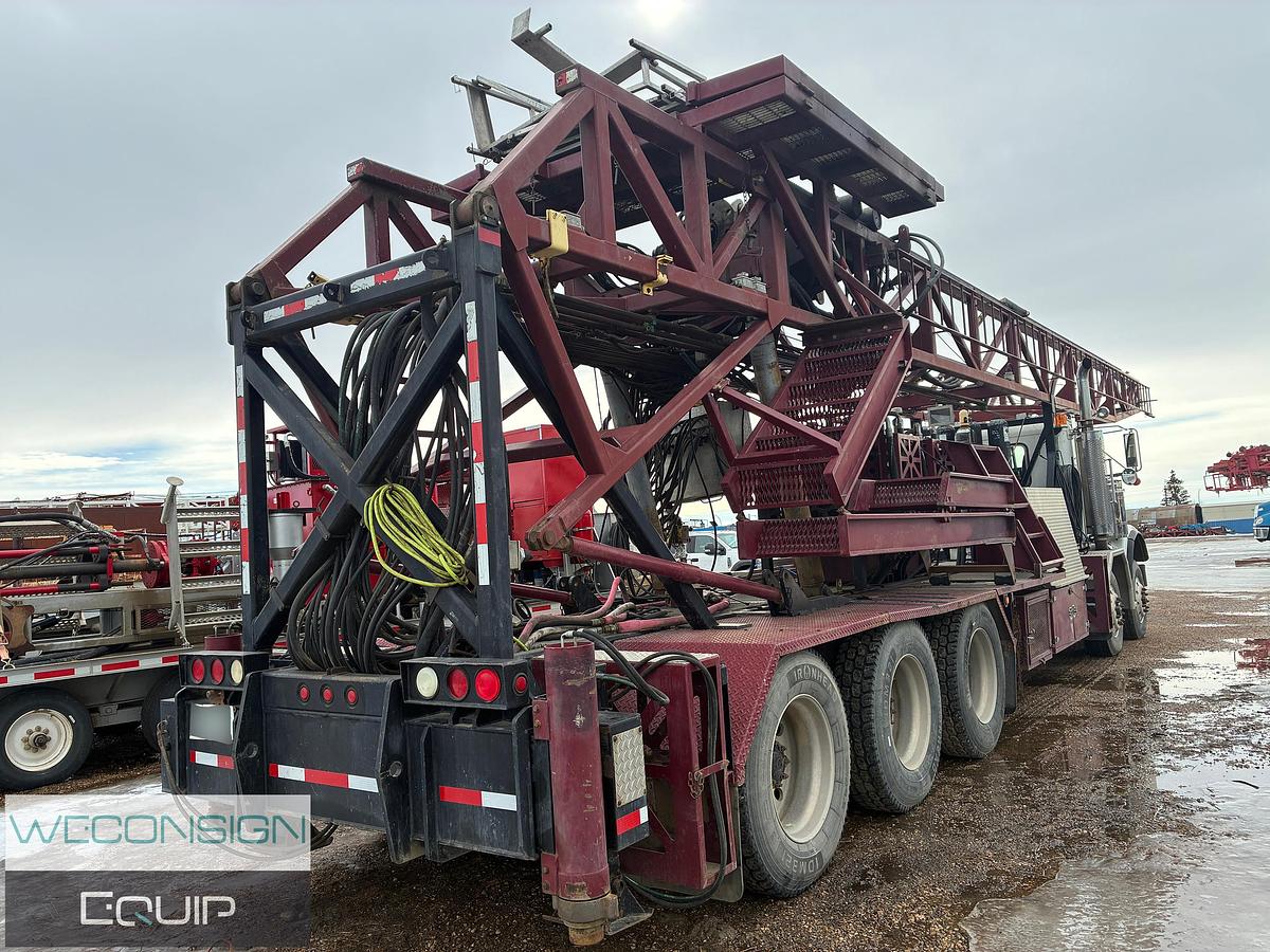 Used 2007 Freightliner FLD120 Snubbing Unit