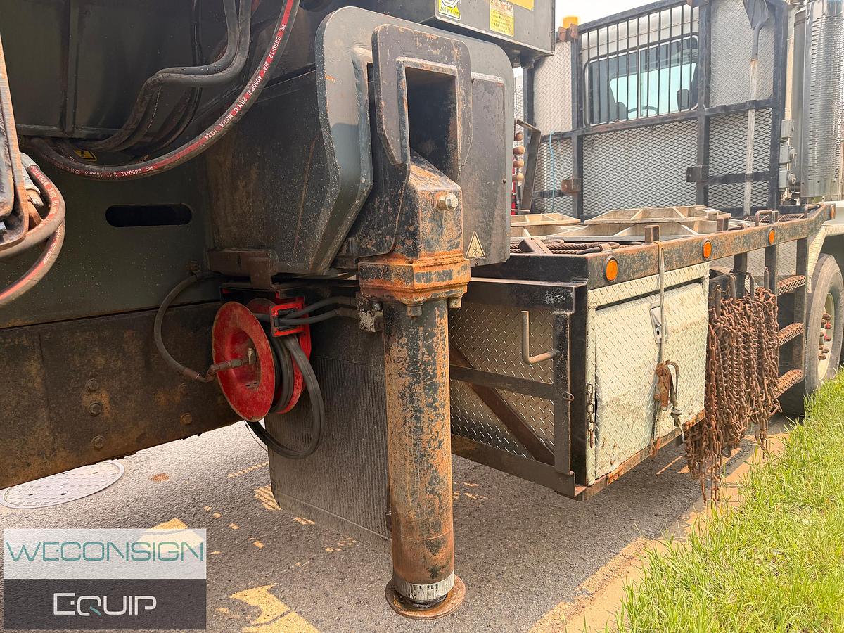 Used 2007 Freightliner FLD120SD 35 Ton Knuckle Boom Truck