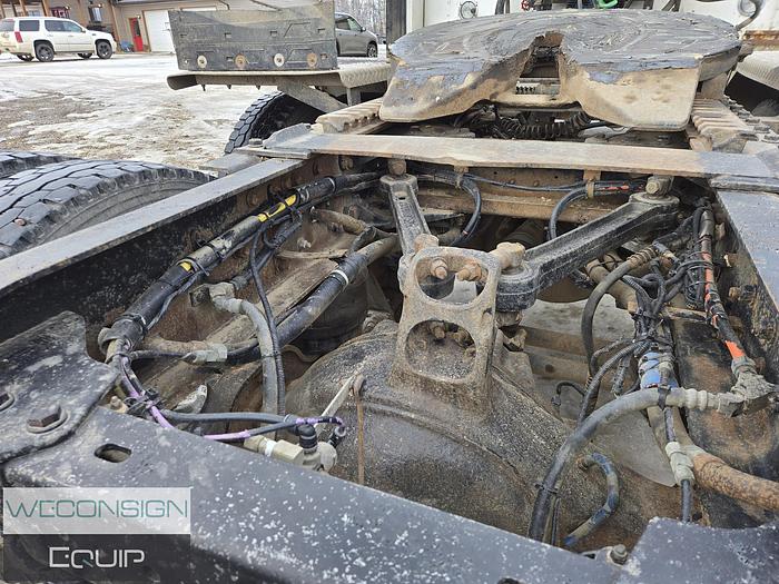 Used 2017 Kenworth T800 TA Wet Kit Tractor