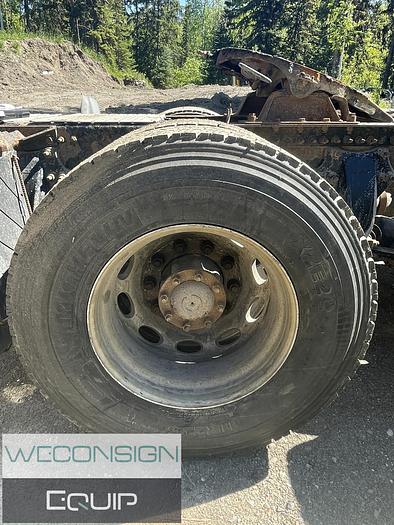 Used 2019 Western Star 5700XE DC Day Cab Truck Tractor