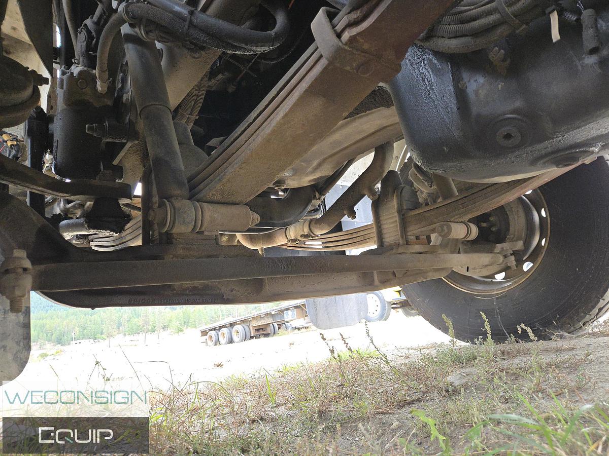 Used 2006 Kenworth W900B Sleeper Truck Tractor