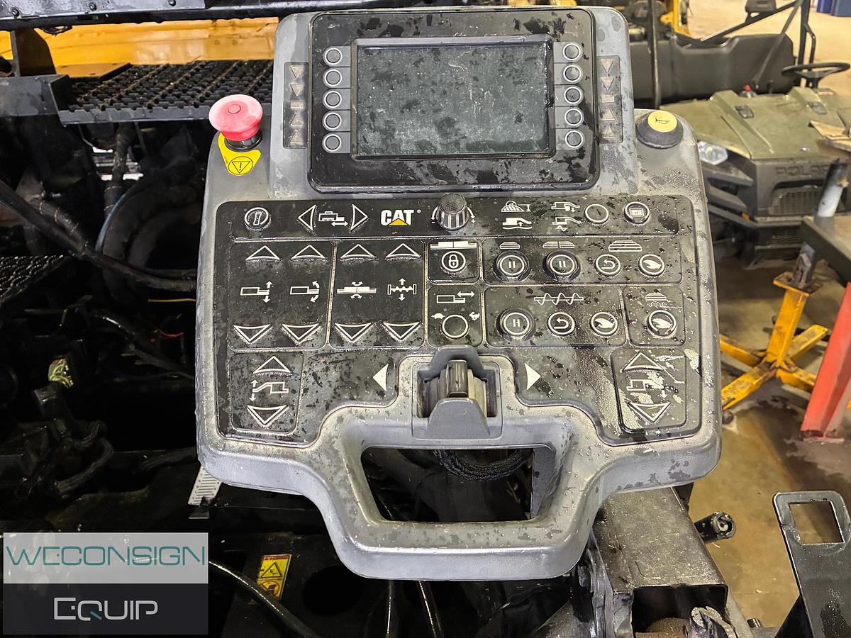 Used 2015 CAT AP 1055F Paver