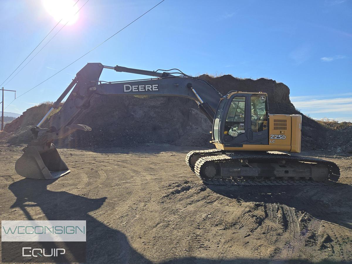 Used 2011 John Deere 225D LC
