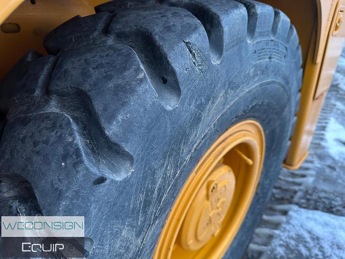 Used 2002 Broderson IC-80-3F