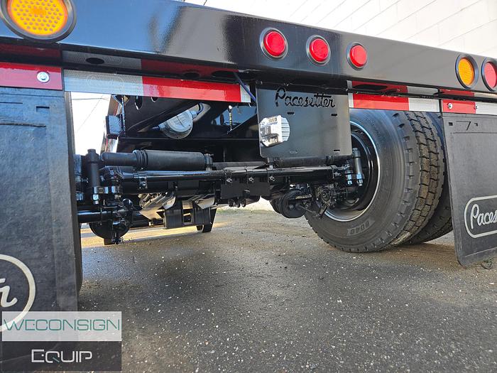 2025 Pacesetter Single Axle 3.78M Fish Mouth Booster