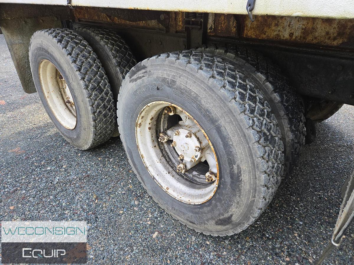 Used 1996 Mack CH613 TA Water Truck