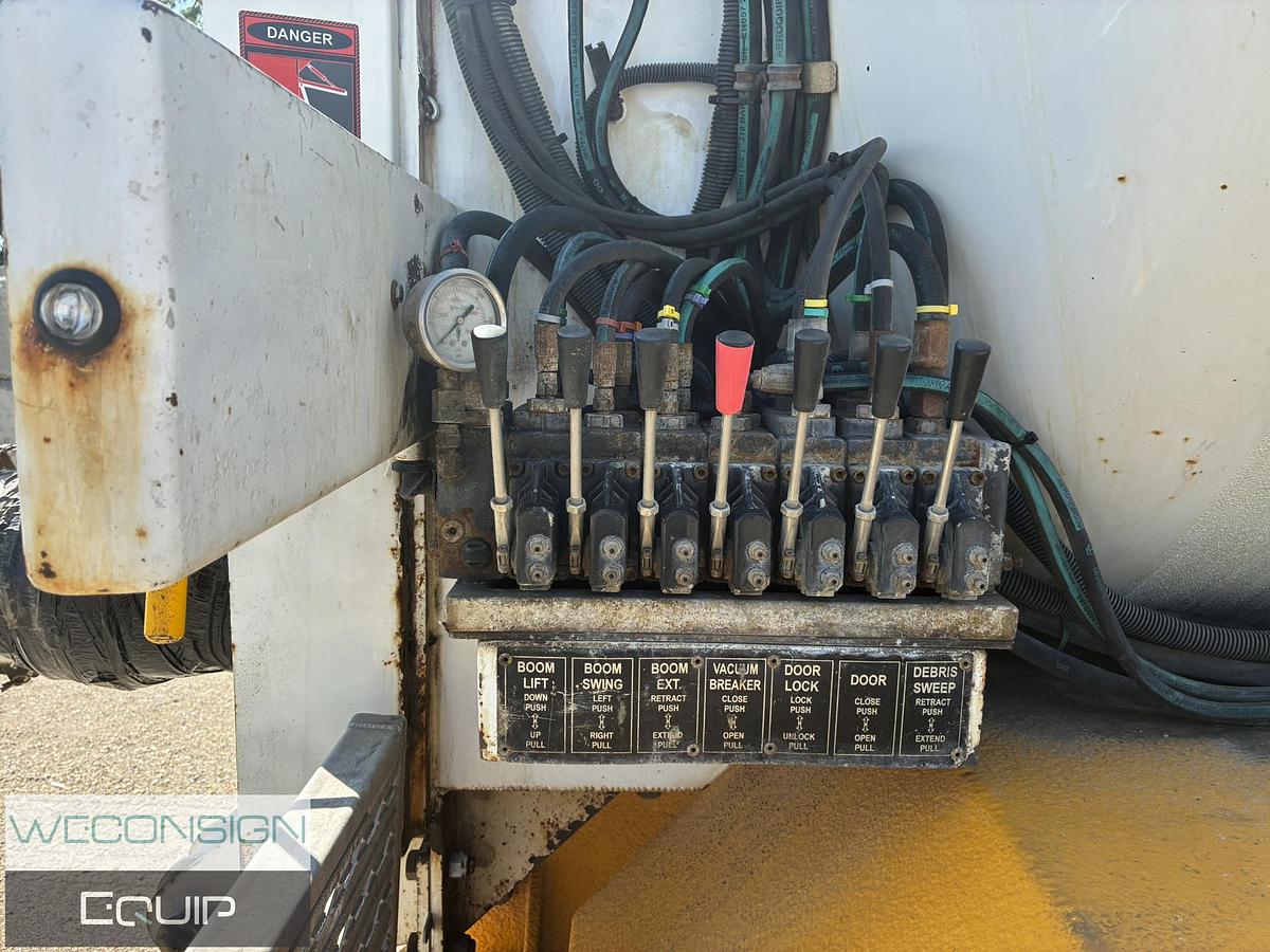 Used 2013 Western Star 4900SB