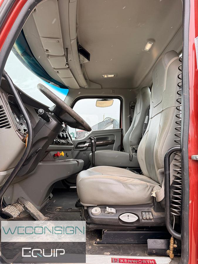 Used 2018 Kenworth T880
