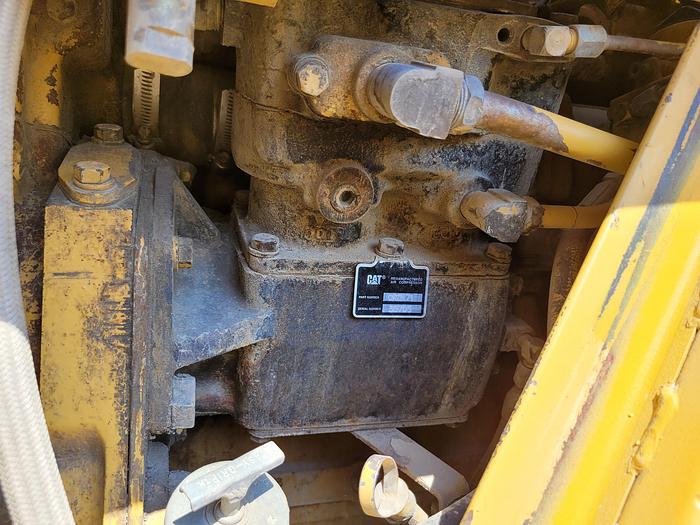 Used 1994 CAT  815B Compactor