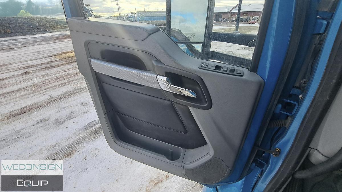 Used 2020 Kenworth T880