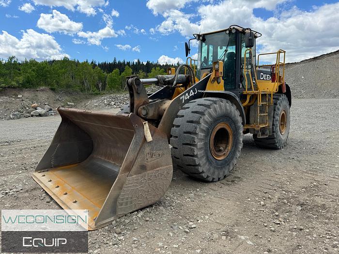 Used 2006 John Deere 744J Wheel-Loader