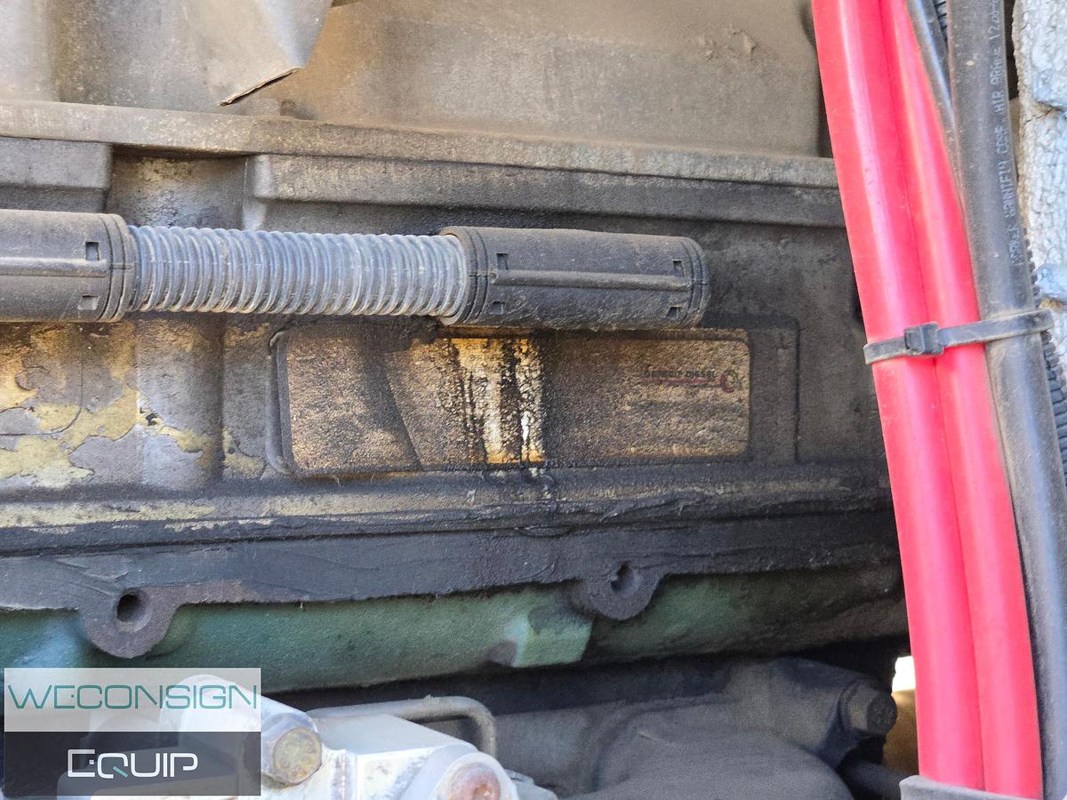 Used 2009 Freightliner FLD120SD Picker Truck