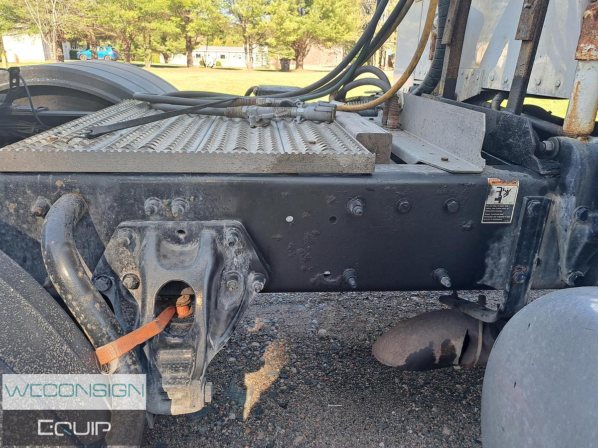 Used 2021 Peterbilt 389