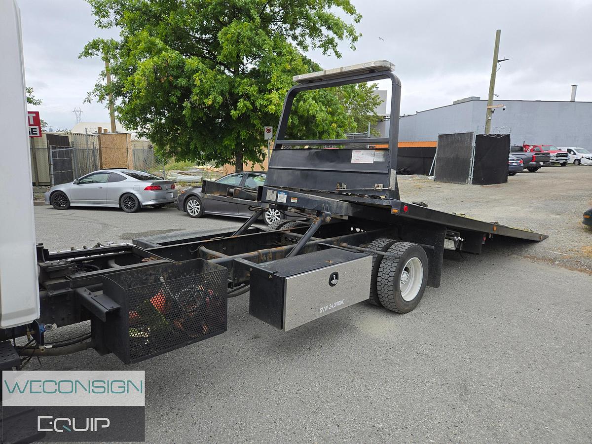 Used 2013 Hino Single Axle Rollback / Tow Truck