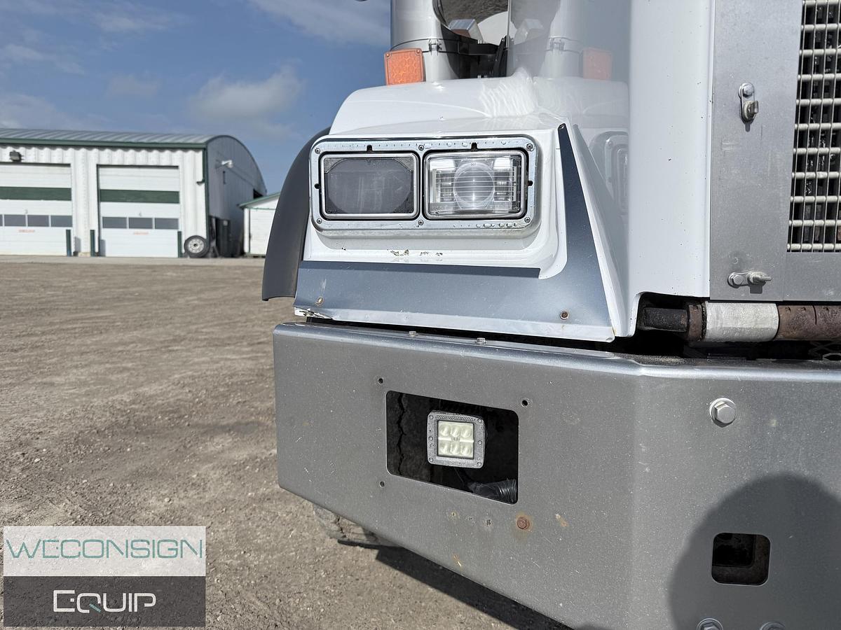 Used 2007 Kenworth T800 Wet Kit Tractor