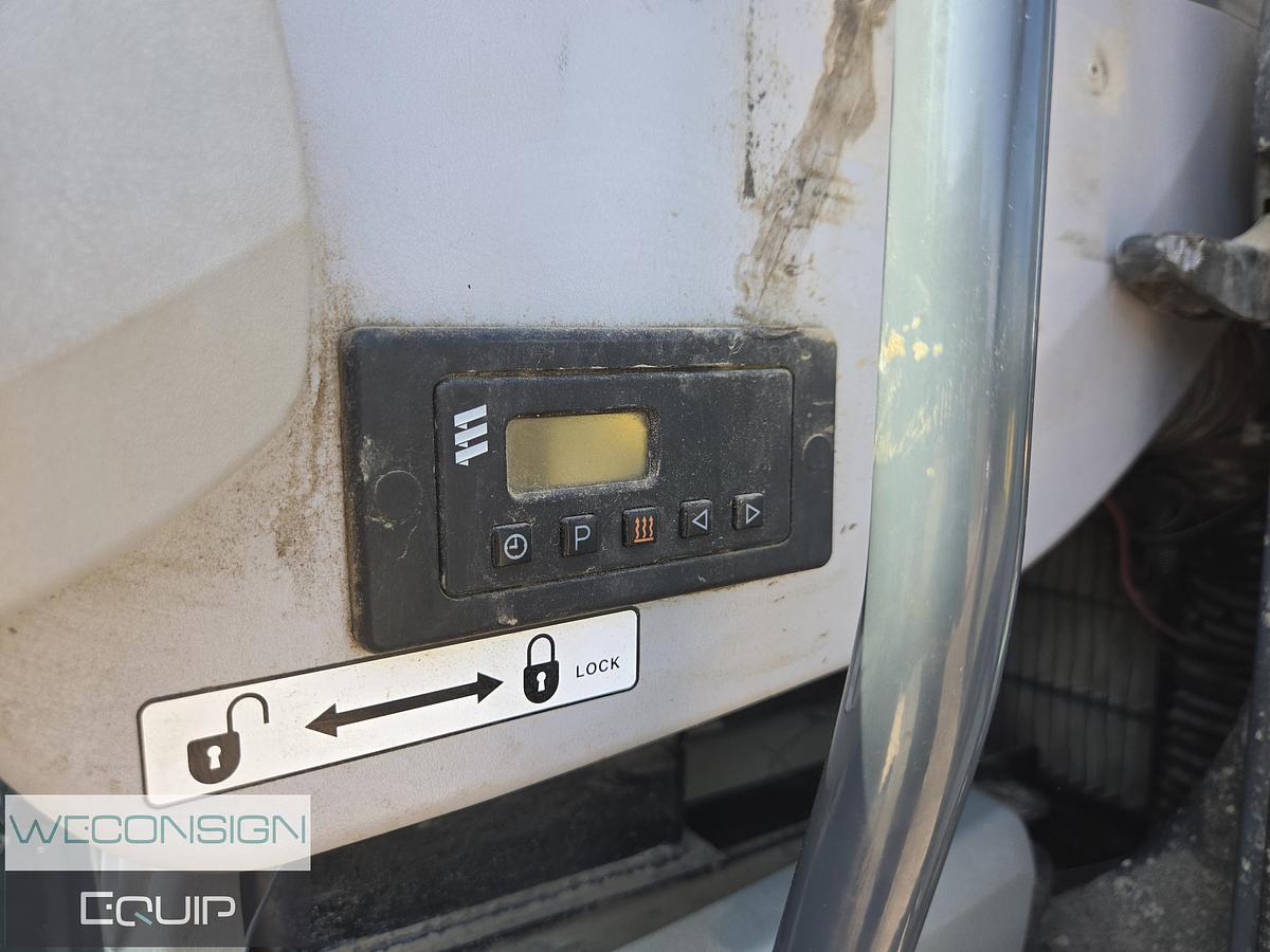 Used 2017 John Deere 250G LC Hydraulic Excavator