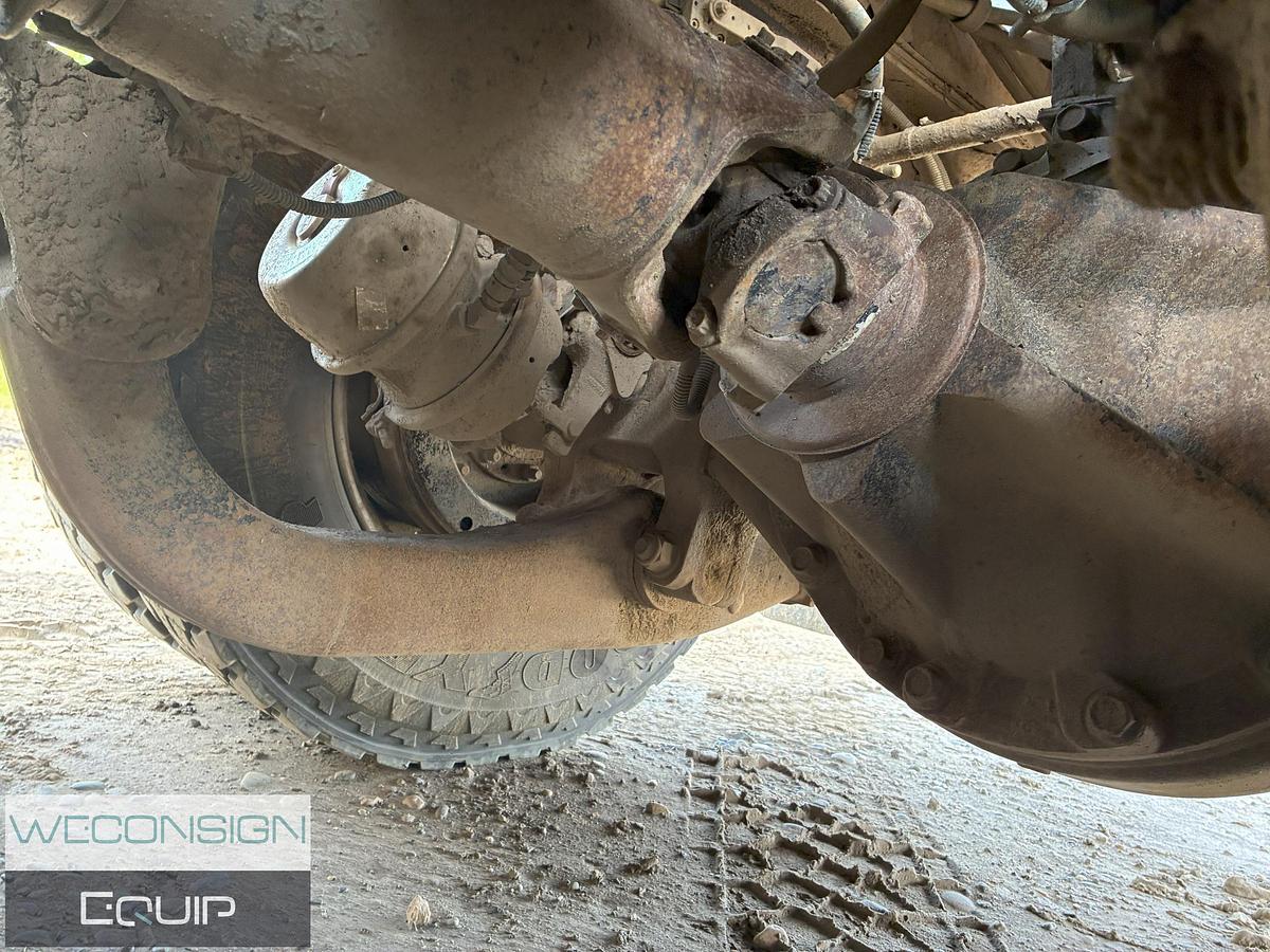 Used 2010 Kenworth T800 Tri Drive Combo Vac