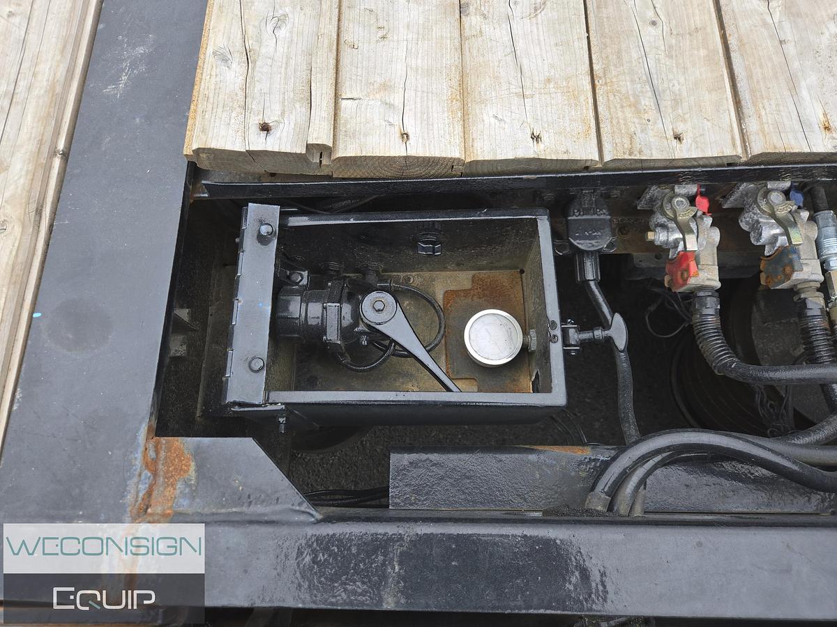 Used 2011 XL Tri-Axle RGN Lowbed