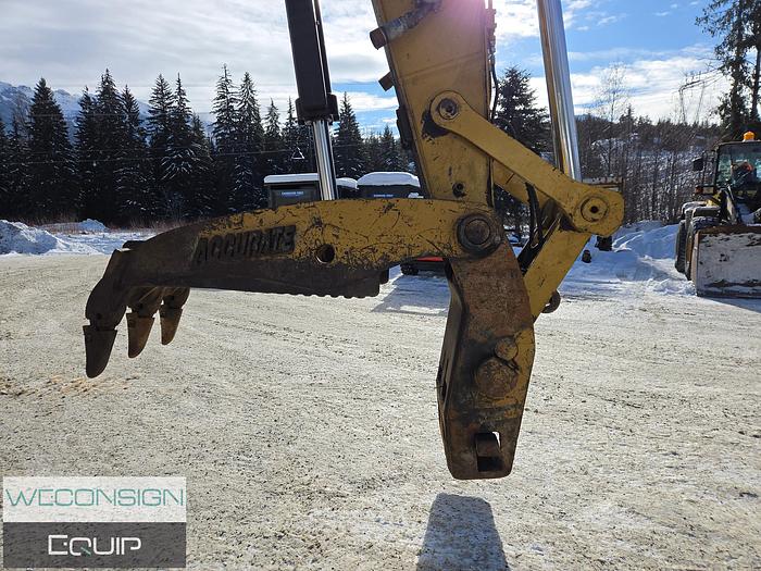 Used 2017 CAT 330FL Excavator