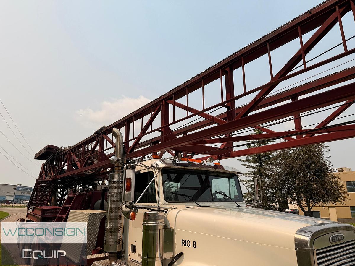 Used 2007 Freightliner FLD120 Snubbing Unit