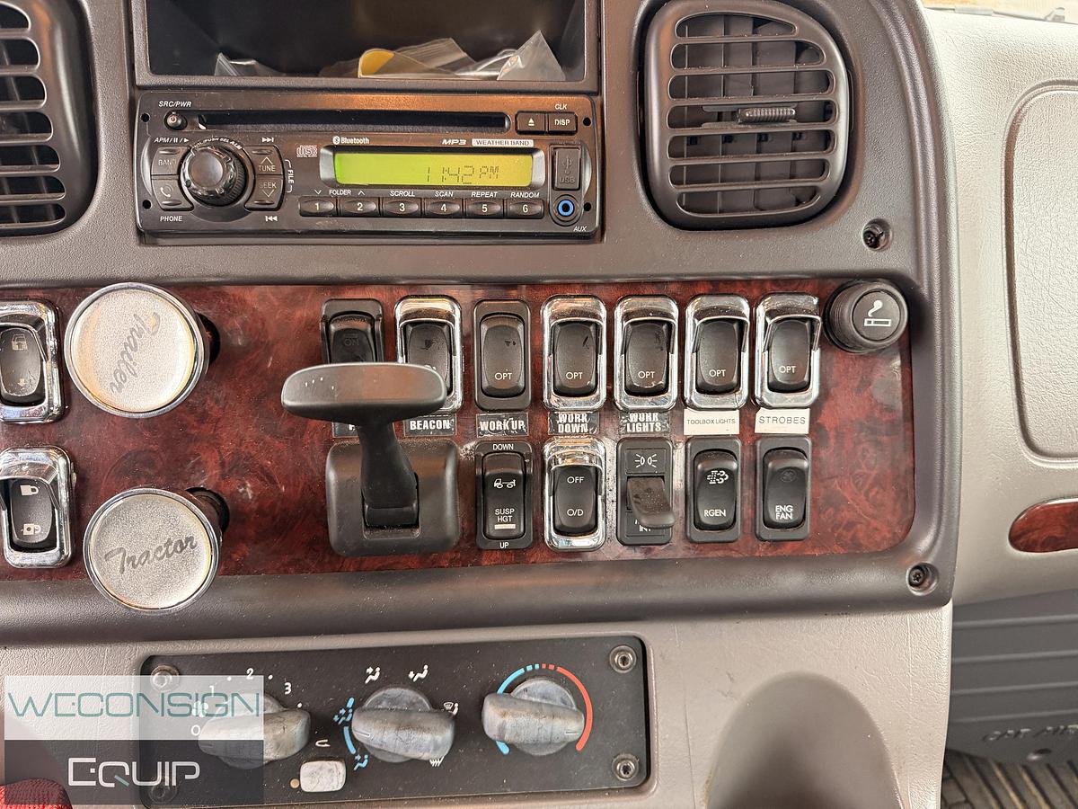 Used 2014 Freightliner M2106 Tow Truck/ Wrecker Truck