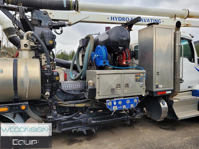 Used 2016 Kenworth T880 Hydro Excavator