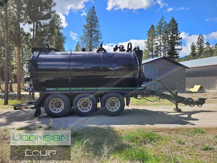 Used 2004 Park / Provac Vacuum Trailer