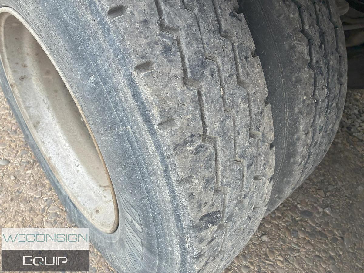 Used 2010 Kenworth SMV01