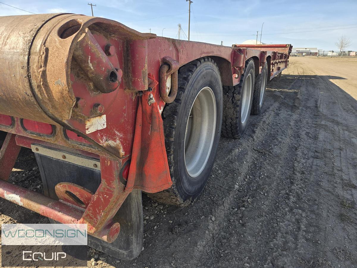Used 2006 Doepker 40 Ton Scissorneck Trailer