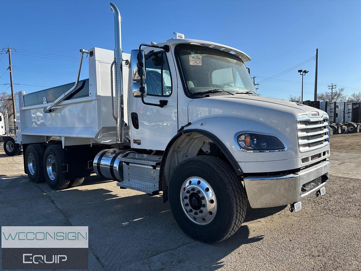 2025 Freightliner M2106+