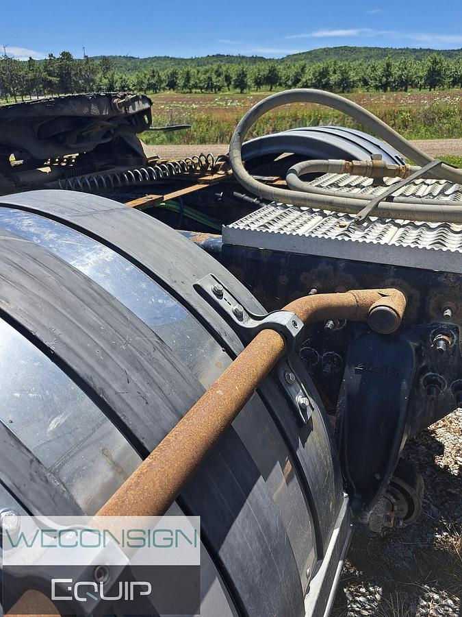 Used 2020 Freightliner Coronado Sleeper Truck Tractor