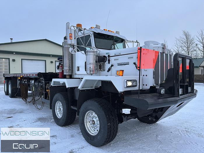 Used 2004 Kenworth C500B Sow Bed Truck