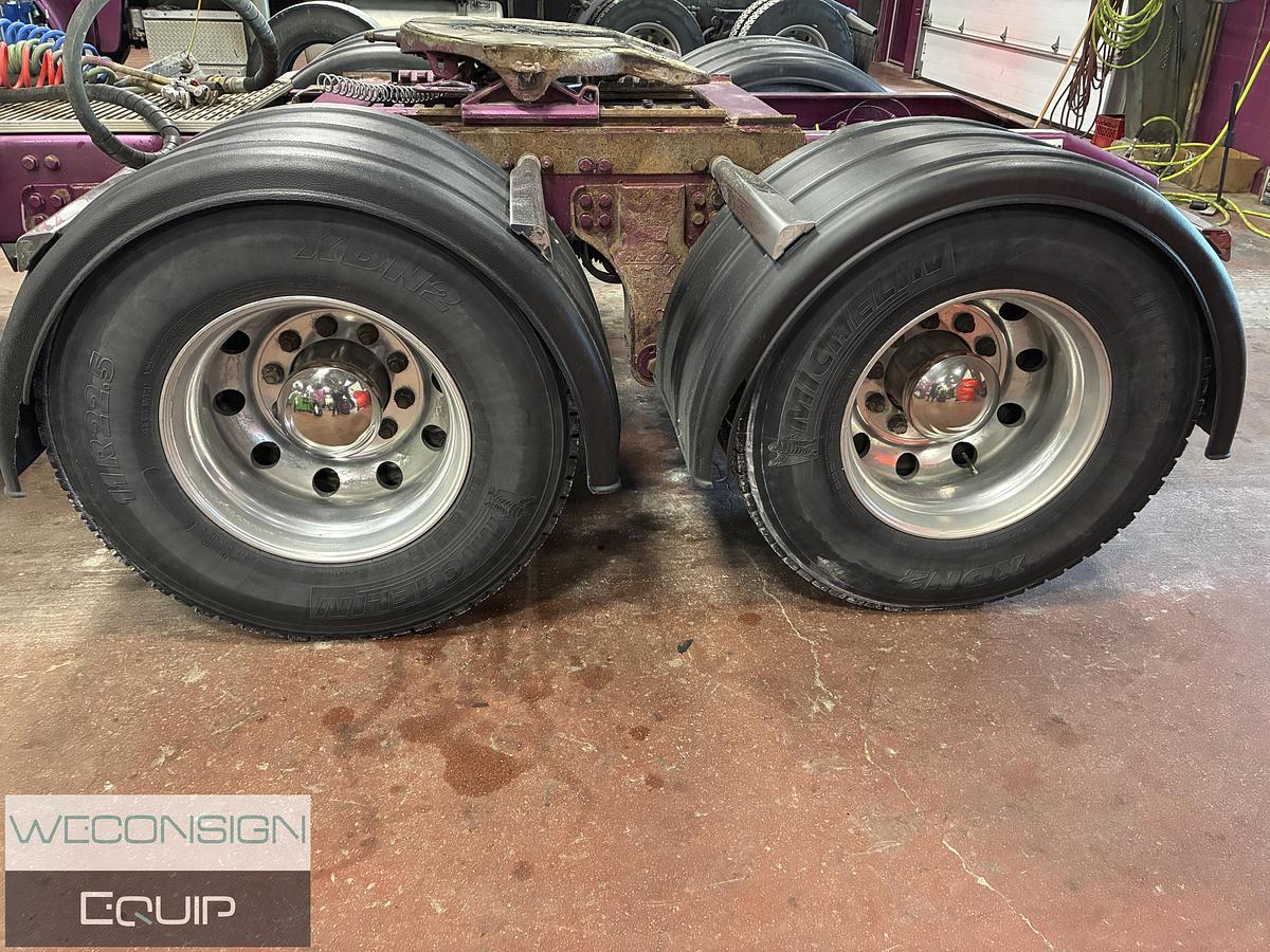 Used 2020 Peterbilt 389