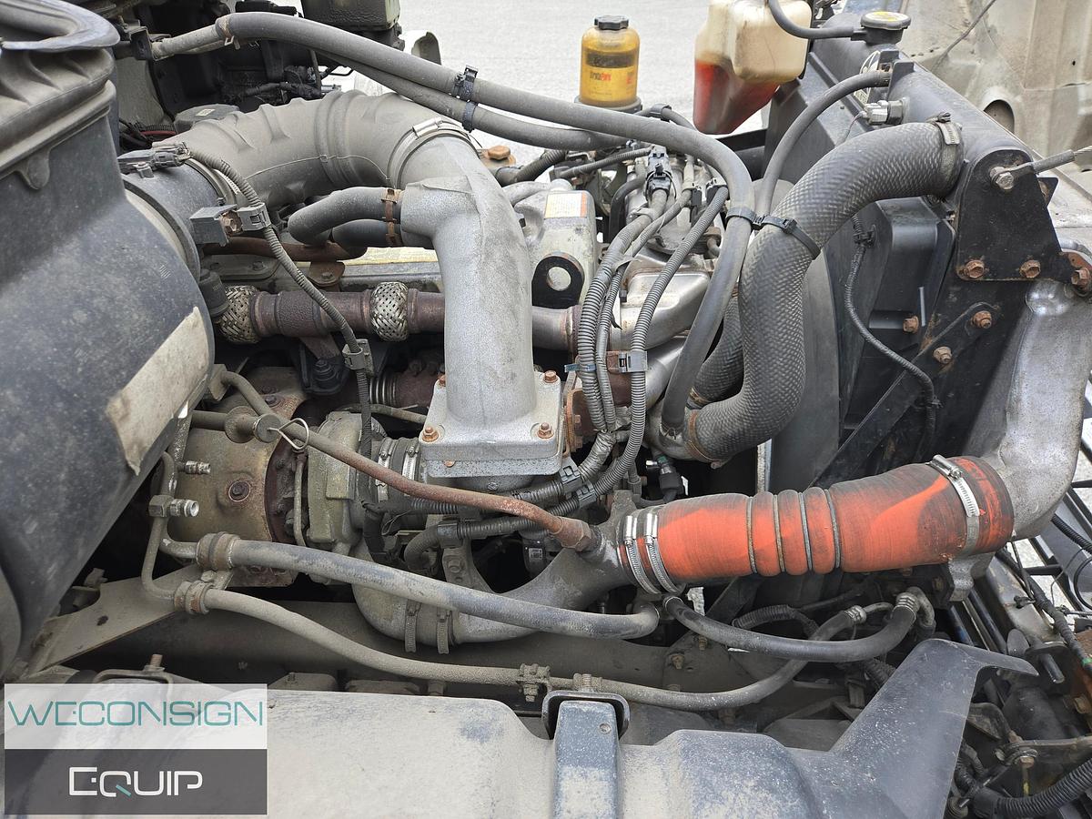 Used 2013 Hino Single Axle Rollback / Tow Truck