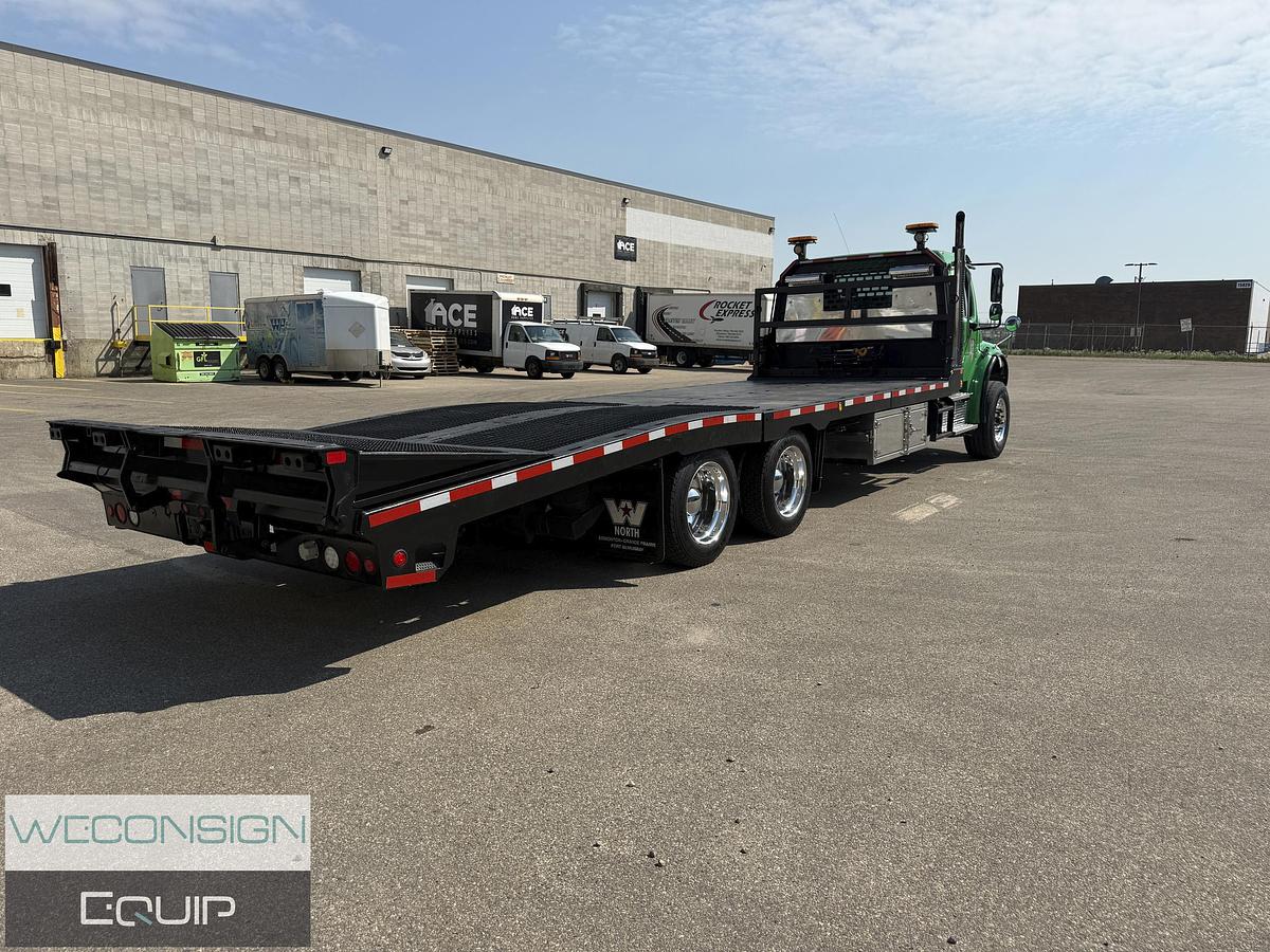 Used Freightliner M2106